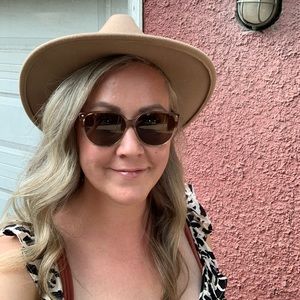 Meet your Posher, Kristi